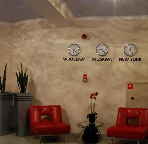 Kosmonauty Wroclaw-airport