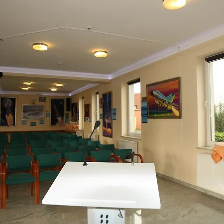 Kosmonauty Wroclaw-airport 3* Wrocław