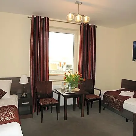 Hotel Kosmonauty Wroclaw-airport