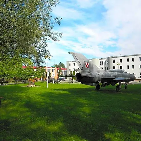 Hotel Kosmonauty Wroclaw-airport