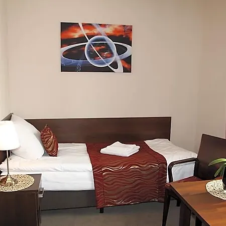 Kosmonauty Wroclaw-airport Hotel