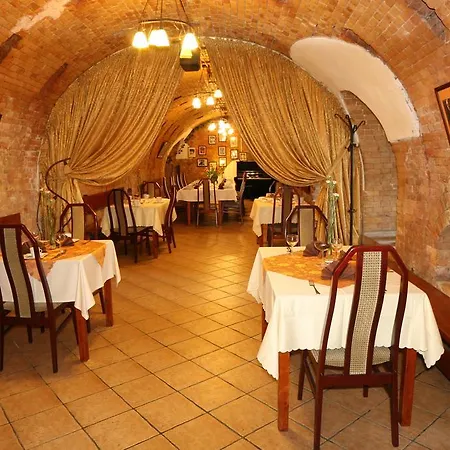 Kosmonauty Wroclaw-airport 3* Breslau