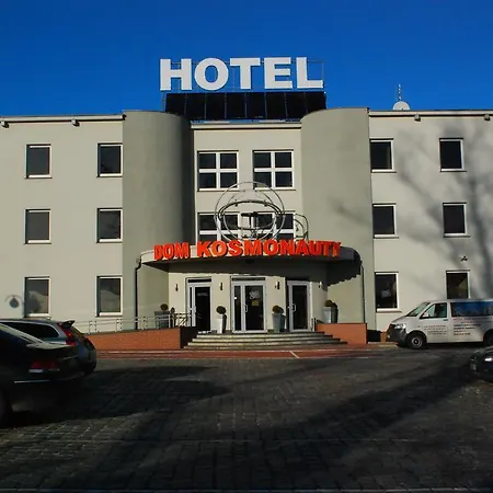 Kosmonauty Wroclaw-airport