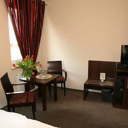 Kosmonauty Wroclaw-airport Hotel