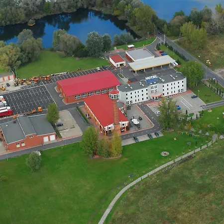 Kosmonauty Wroclaw-airport Hotel