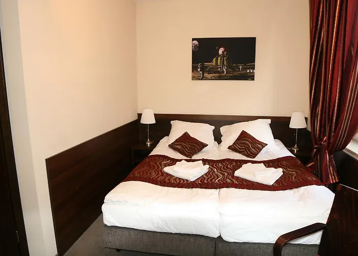 Kosmonauty Wroclaw-airport Hotel Wroclaw