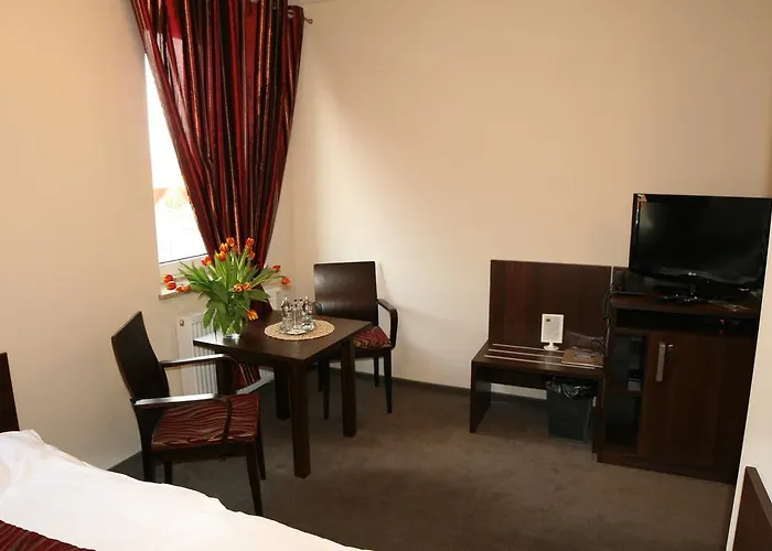 Kosmonauty Wroclaw-airport Hotel