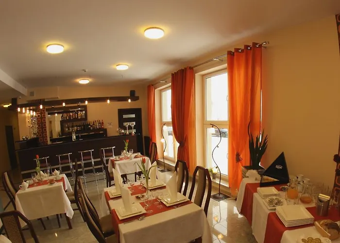 Hotel Kosmonauty Wroclaw-airport 3*